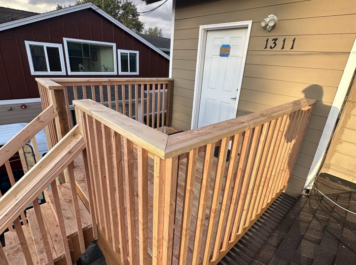Cedar Balcony Deck with Stair Access 4